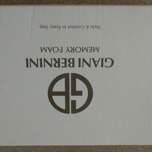 Giani Bernini memory foam Black patent leather shoes